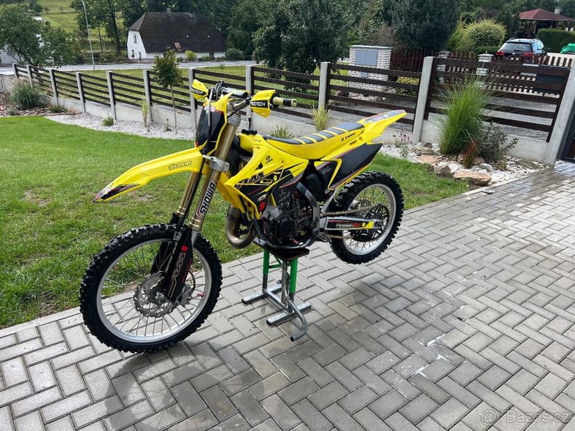 Suzuki RM125 2008