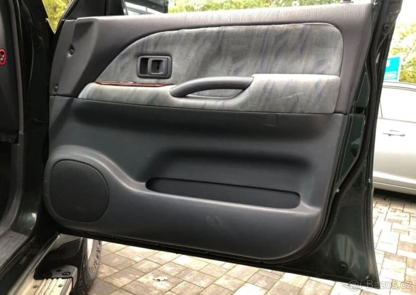 Toyota Land Cruiser 3.0 D-4D EKO ZAPLACENO nafta manuál