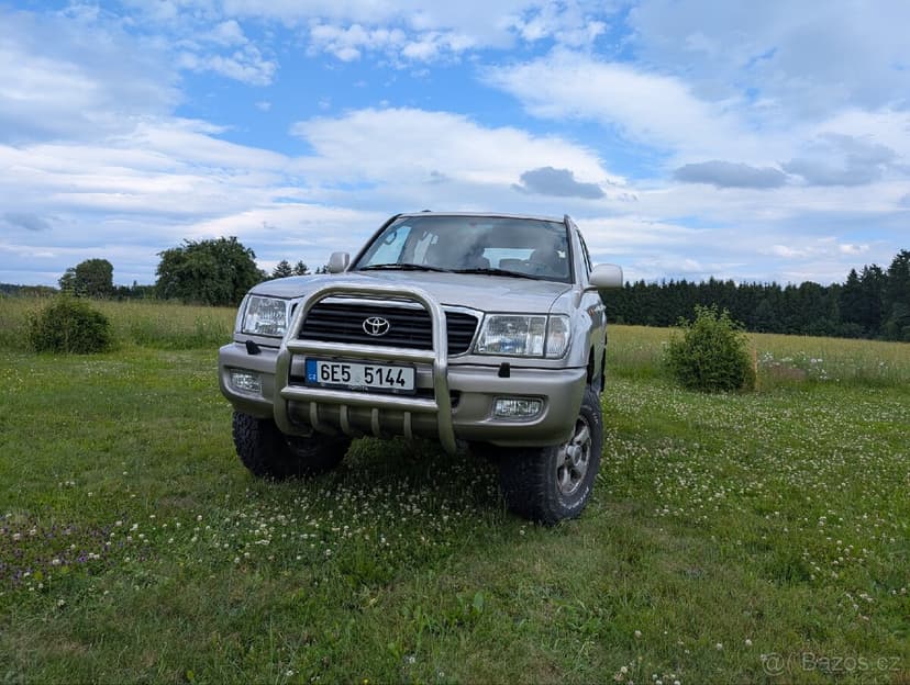 Toyota land cruiser uzj 100 V8 s LPG