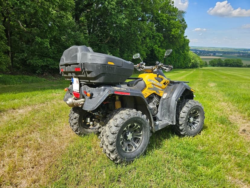 Can-Am Outlander 800R