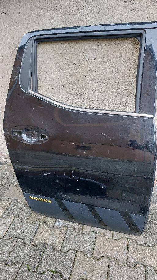Dveře,zrcátko aj. díly Nissan Navara D23 Renault Alaskan