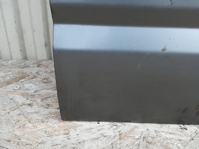 Pravé přední dveře Nissan Patrol GR Y60