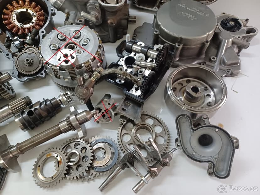 KTM LC8 990 - MOTOR NA DÍLY