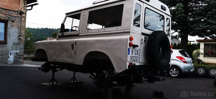 Land Rover series 3