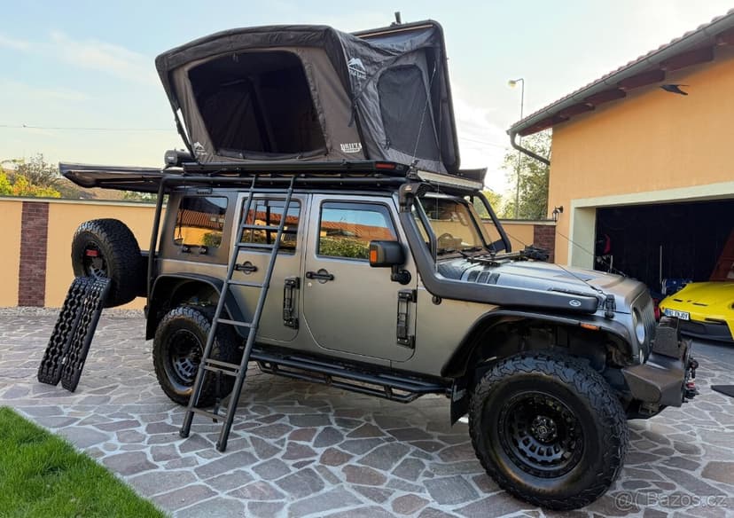 Jeep Wrangler Unlimited 2.8CRDI / FULL SPEC EXPEDICE / STAN