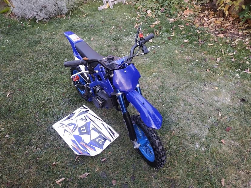 Nová benzínová dětská minikroska modrá 49ccm 10"kola