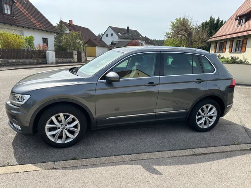 Volkswagen Tiguan Highline 4Motion 2.0 TDI 140kW 4x4 DSG