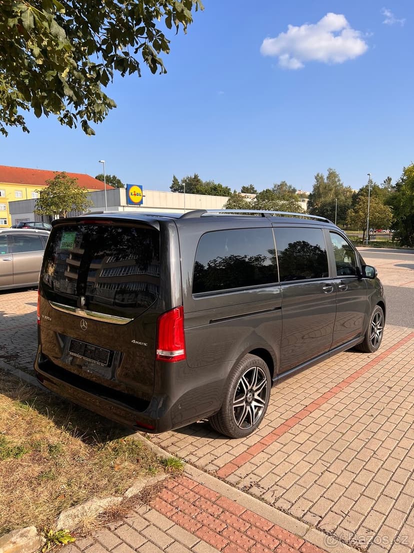 Mercedes V300 exclusive