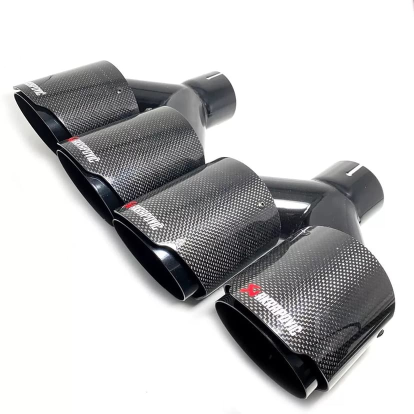 Nerezová koncovka výfuku  Carbon dizajn s  logom Akrapovič