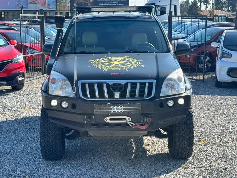 Toyota Land Cruiser 120 Prado