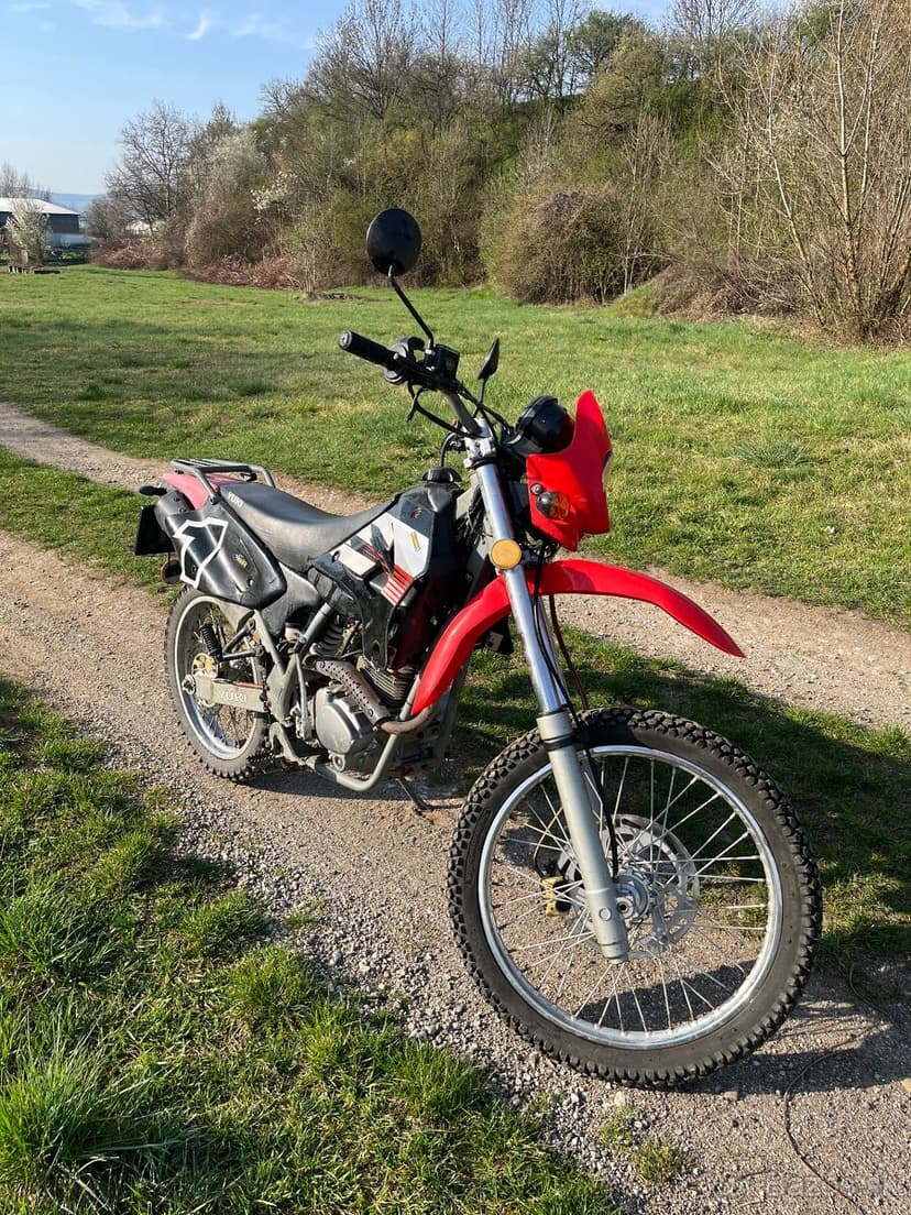 Predám YUKI ST 125 GY4