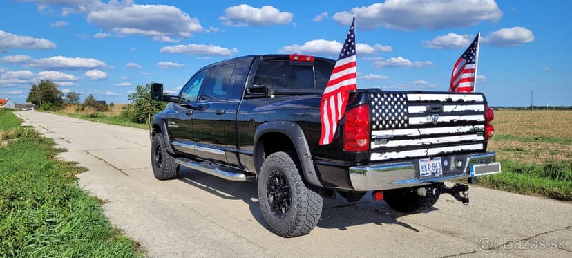 Dodge RAM 2500 MegaCab
