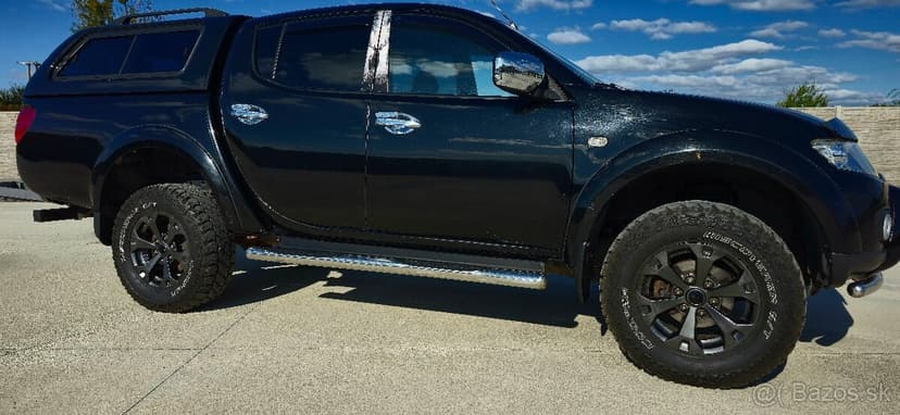 Mitsubishi L200  Super Select 131kw r.v 2013