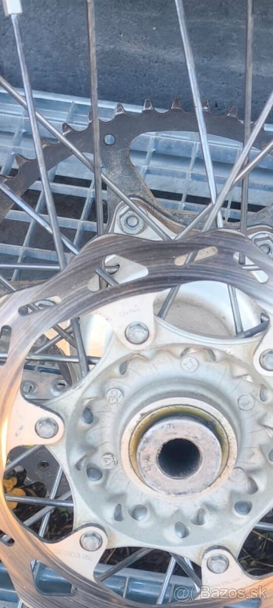 Zadne koleso r18 ktm gas gas husqarna