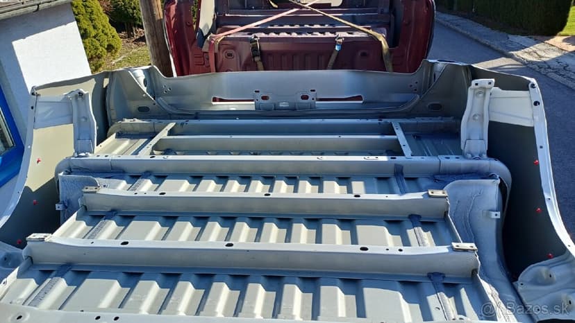 Toyota Hilux  vanička