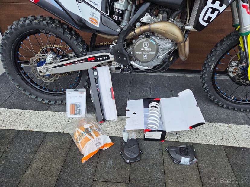 Husqvarna fc 450 rockstar top Ktm factory250.350