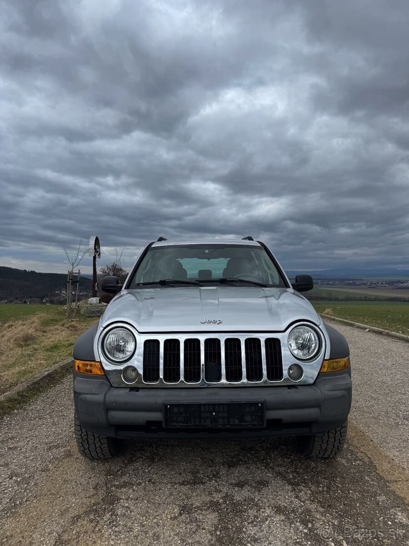 Jeep cherokee 2.8crd 120kw Manual