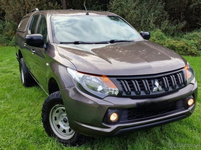 MITSUBISHI L200 2019 2.4D-ID 4X4 + UZÁVIERKA ZAD. DIF.