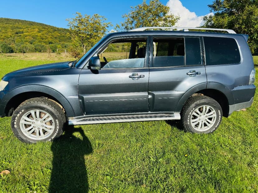 Pajero 3.2 di-d 7 miestne 4x4