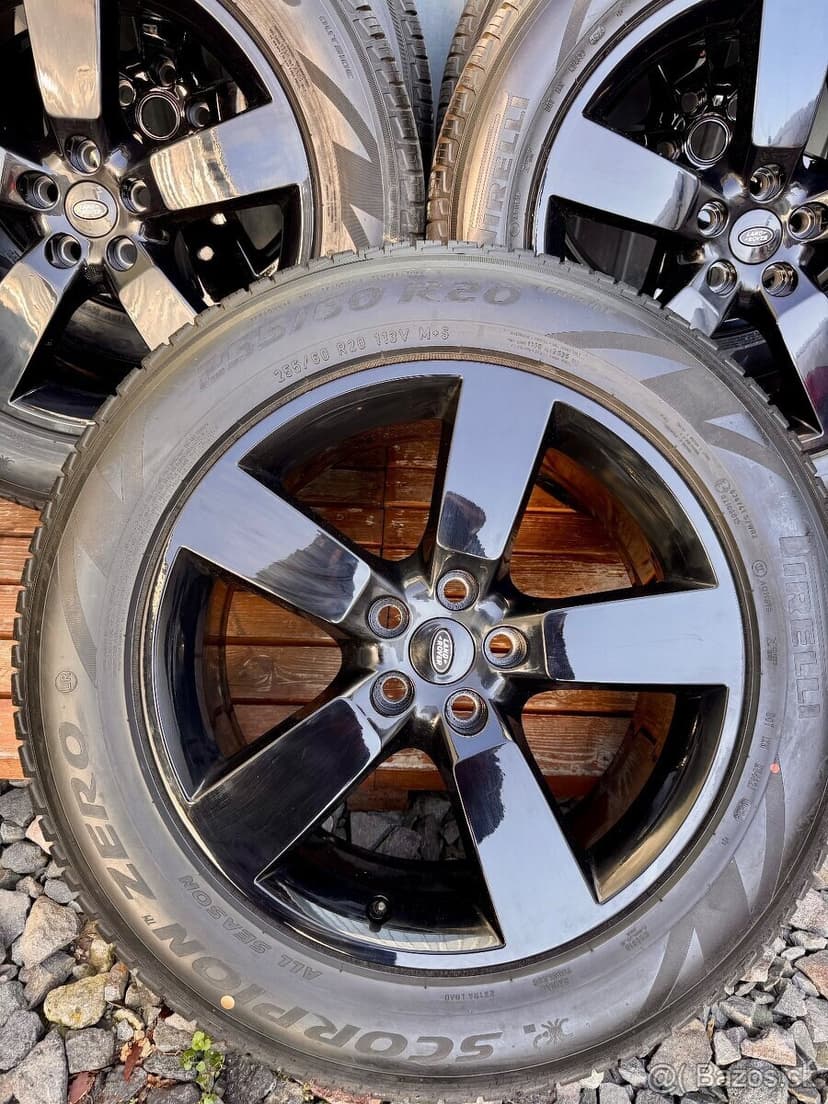 ORIG.LAND ROVER DEFENDER R20 255/60/20 NOVE 5KUSOV