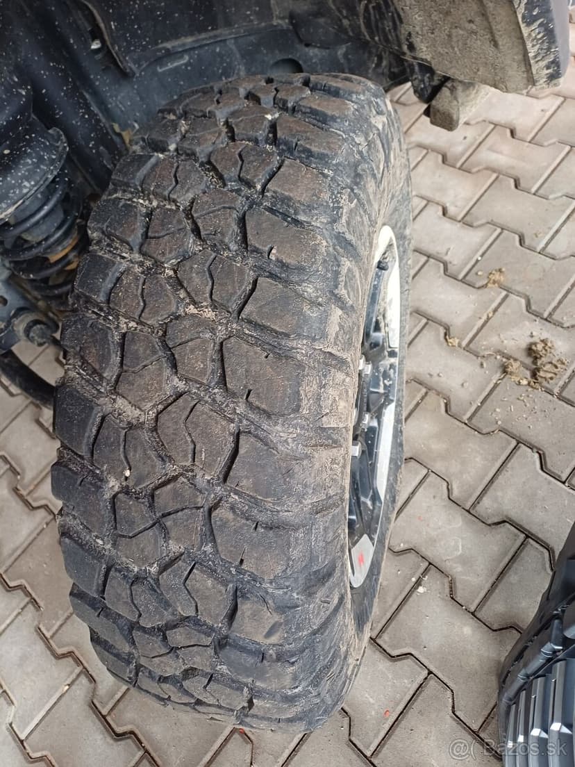 bf goodrich 255/75r17 off road