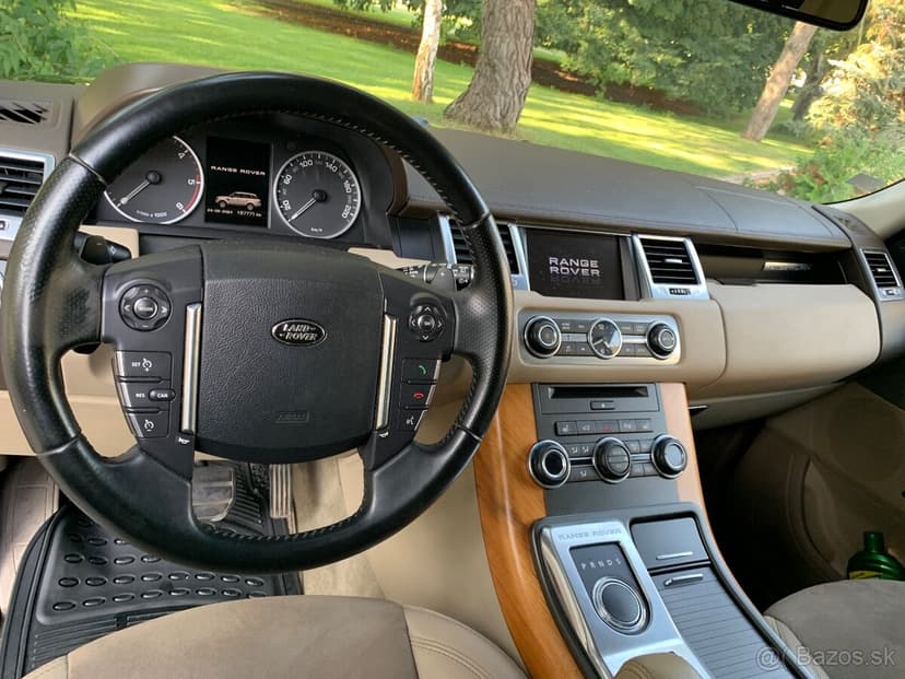 LAND ROVER RANGE ROVER SPORT 3.0 TDV6 • 2013