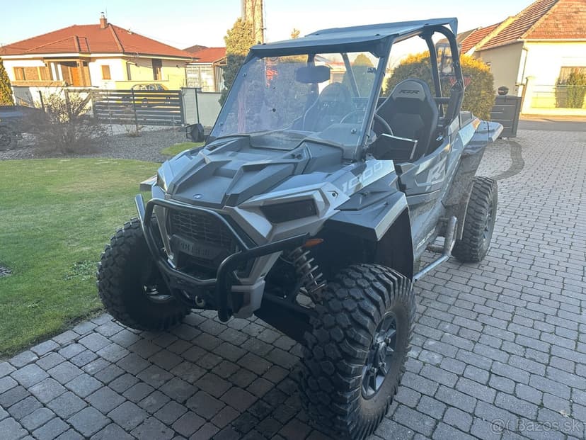Polaris RZR XP 1000