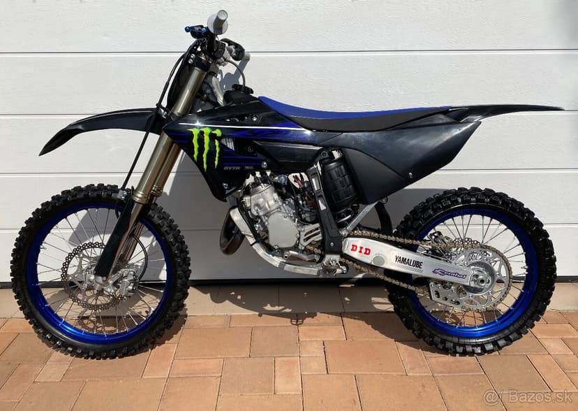 Yamaha YZ 125 Monster Edition