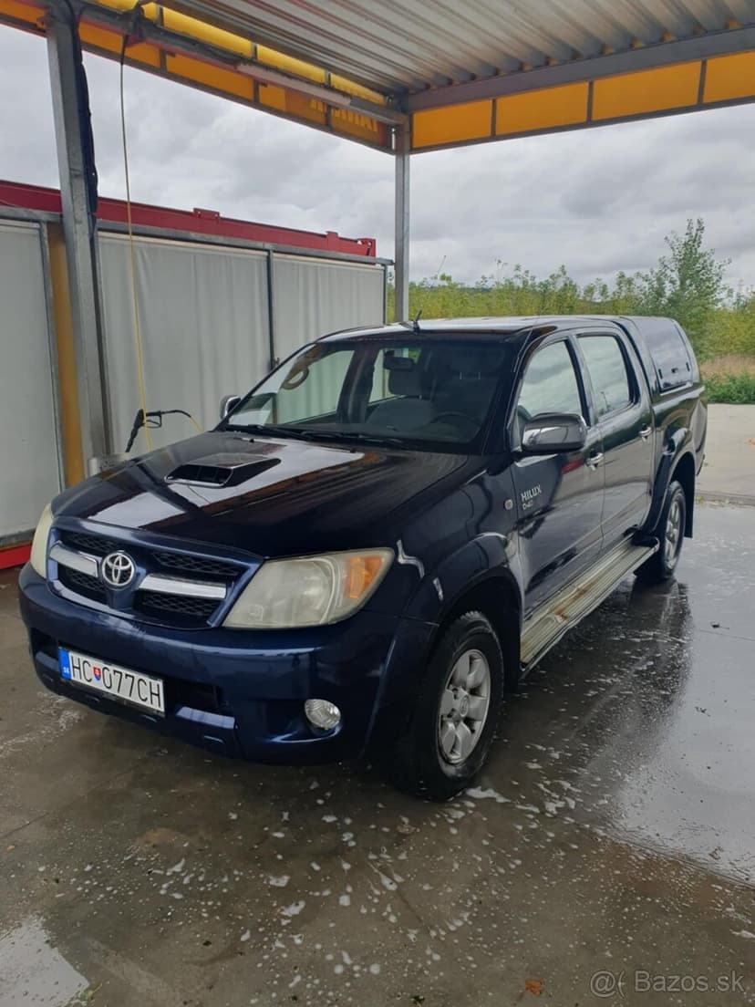 Predám Toyotu Hilux