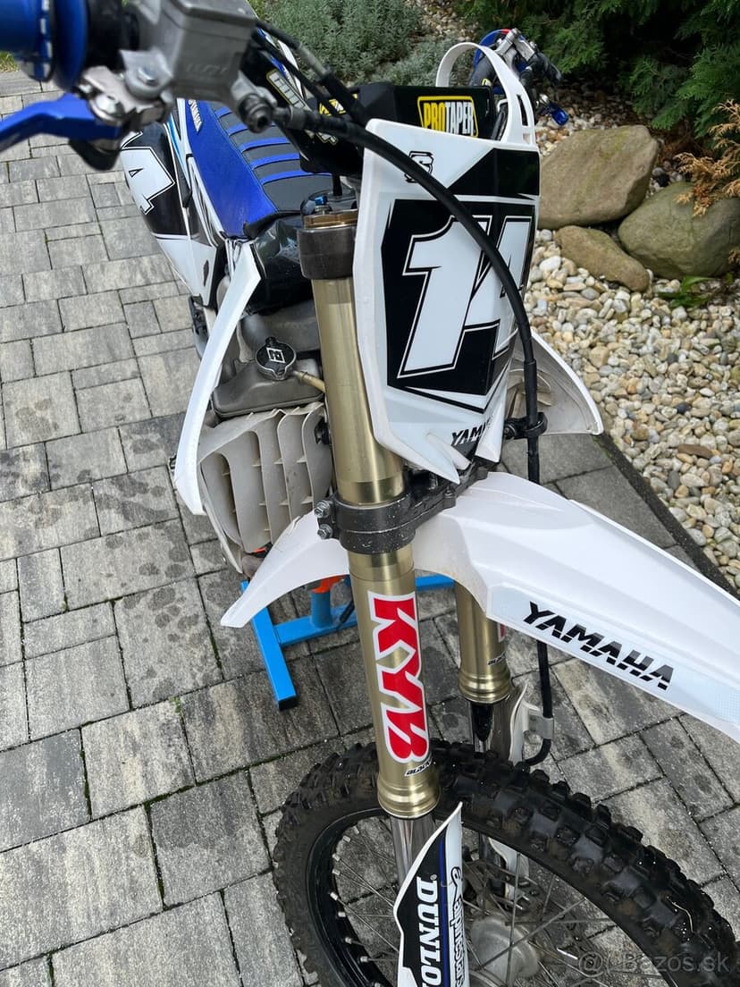 YAMAHA YZF250