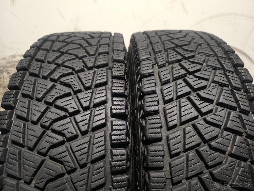 215/65 R16 Zimné pneumatiky Pneu Vranik Ice Plus 2 kusy