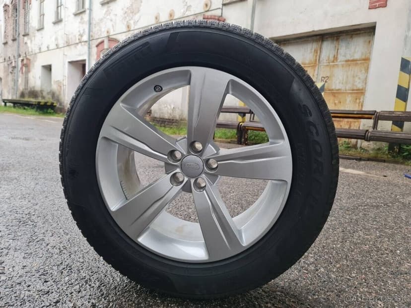 zimní R19" land rover velar 5x108 8,5jx19 et45