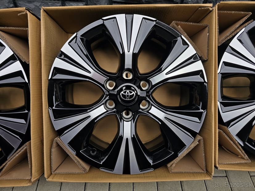 6x139,7 R19 Toyota Hilux Land Cruiser Nepoužite