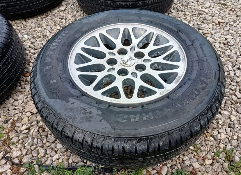 Jeep Cherokee XJ, kolesa, hlinikove disky, elektrony