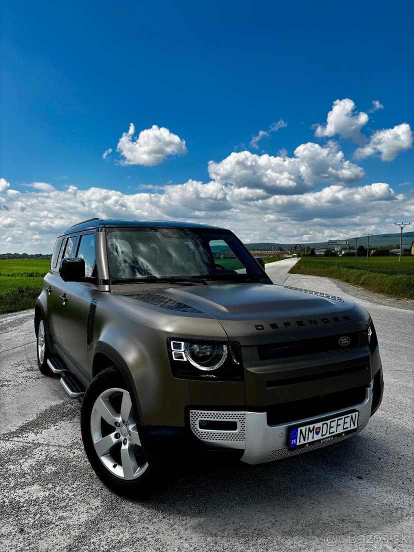 LandRover Defender 1.Majitel
