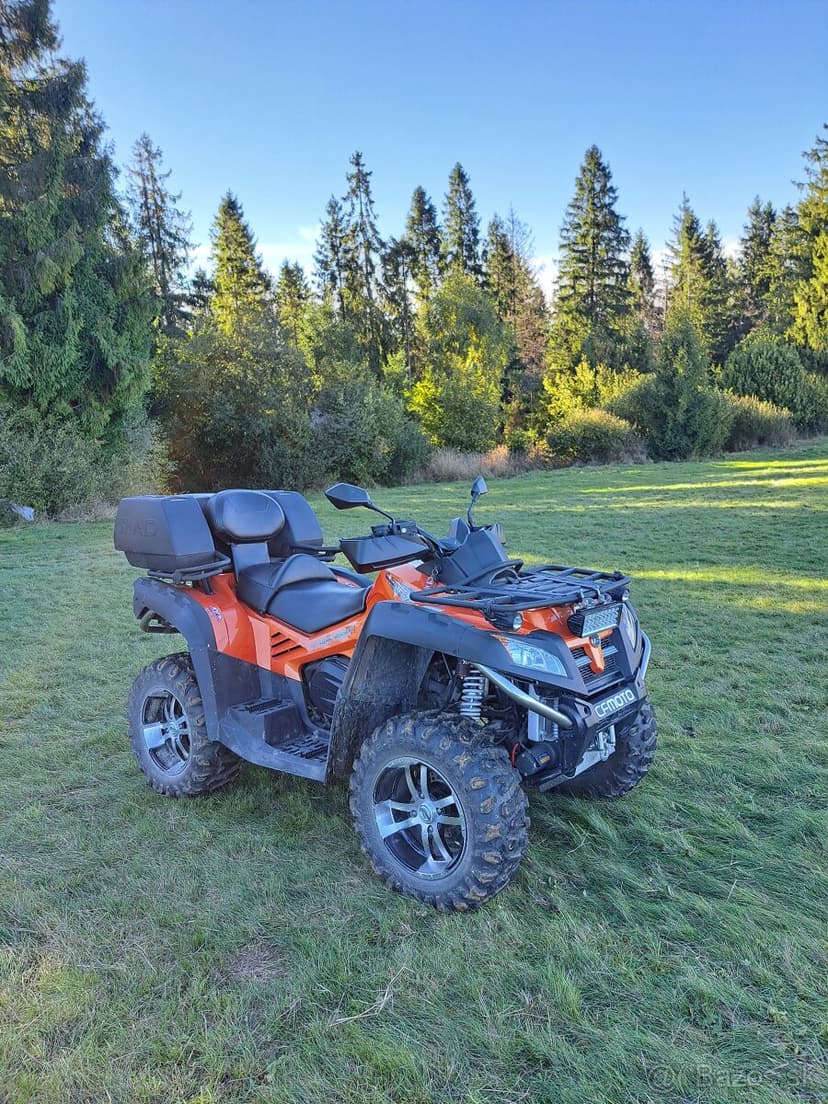 Štvorkolka CF Moto 800 Gladiator