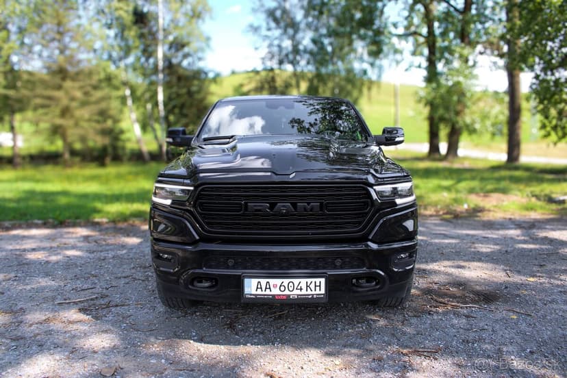 Dodge RAM 1500 5.7 HEMI Limited Black edition,Odpočet DPH
