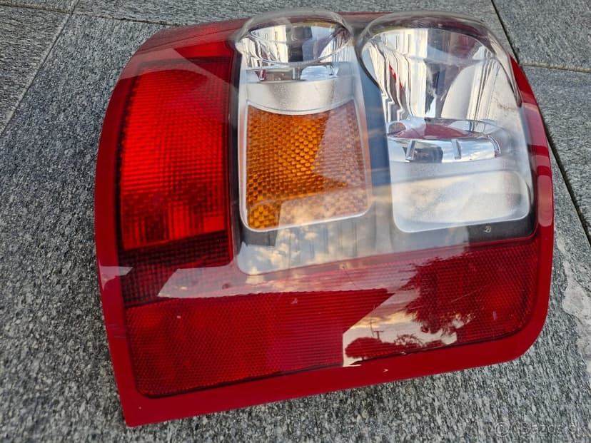 Range Rover Sport zadné svetlo