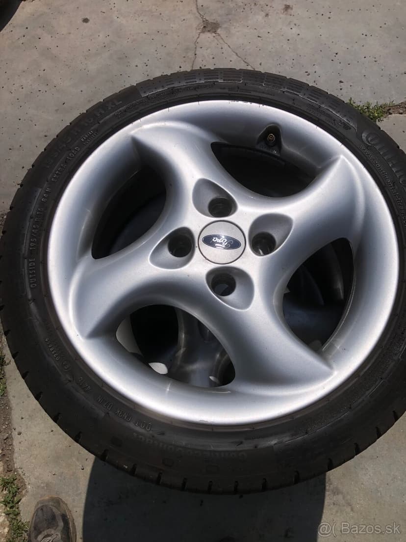 KOLA 4X108 195/45 R16 KRÁSNÉ ORIGINAL FORD