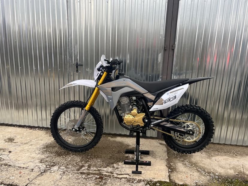 Enduro Asix XB83 250cm3 +2roky zaruka.