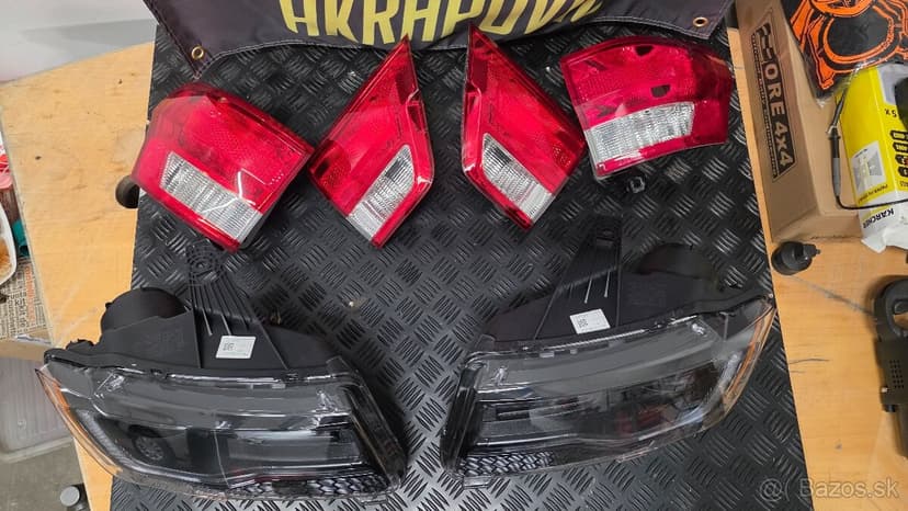 Svetla Jeep grand cherokee wk2 2011-2013