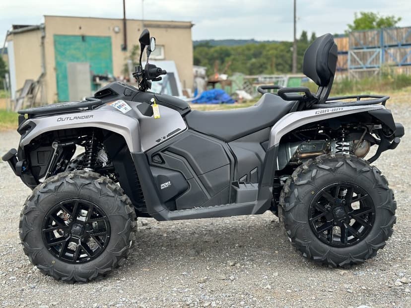 Can-am Outlander Max 700 XT T3 MY2024 AKCE