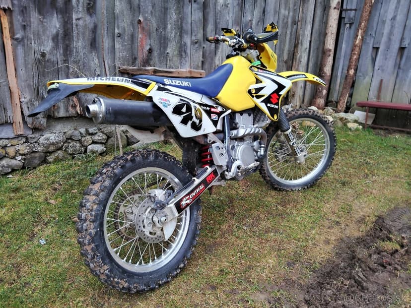 Suzuki drz 400
