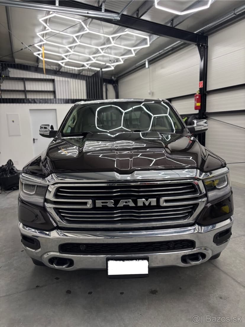 Dodge Ram 1500 Laramie