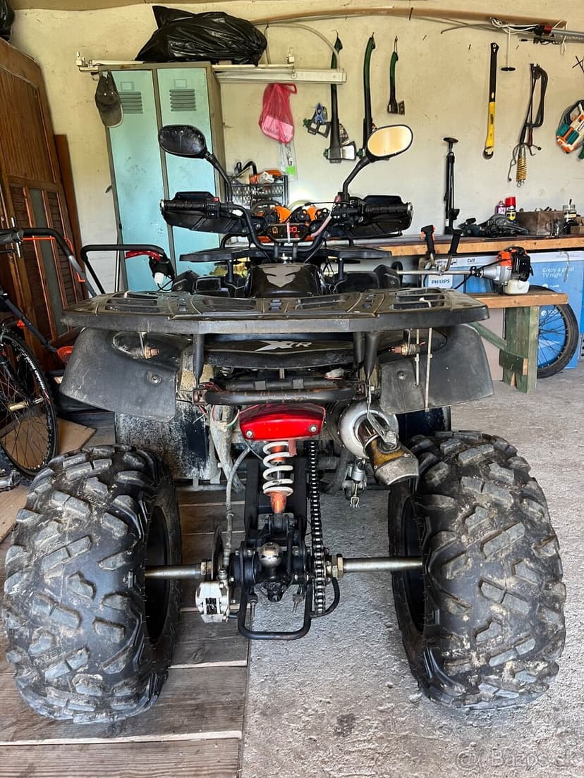 Predám negunkčnu štvorkolku