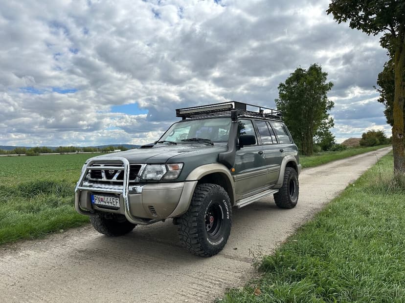 Nissan Patrol Y61 Wagon