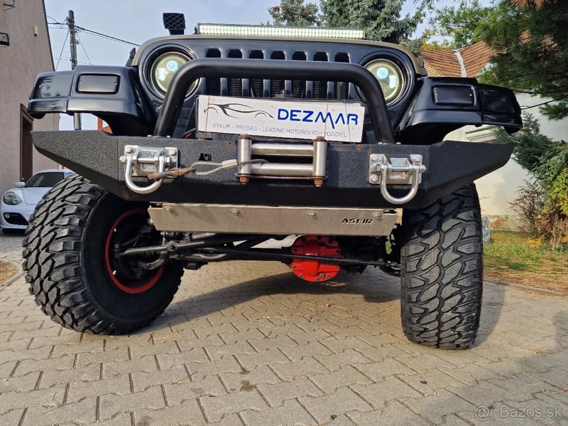 JEEP Wrangler ARB 4.0 Sahara A/T4 180k (benzín)