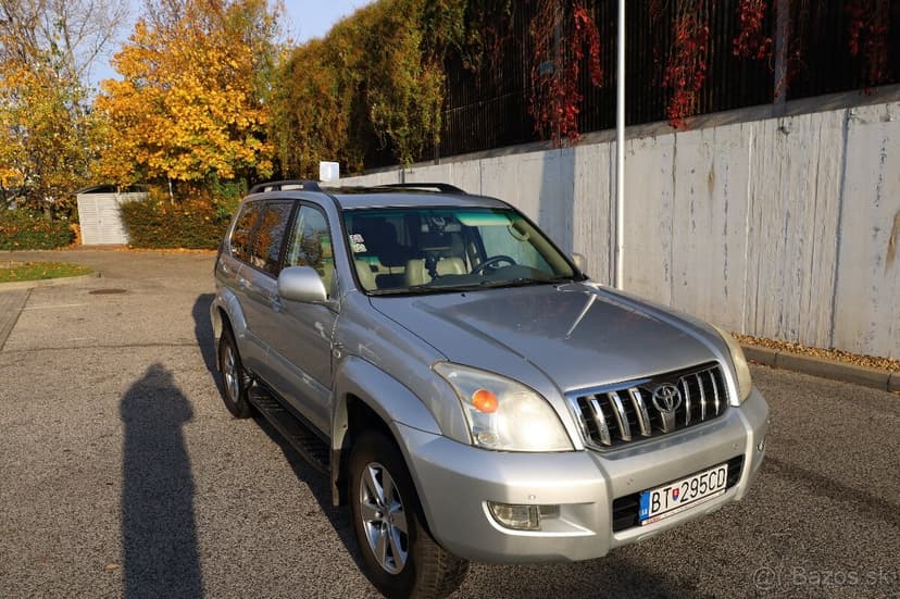 Toyota Land Cruiser 120, r.v. 2007, 127kw AUT, 268 000 km