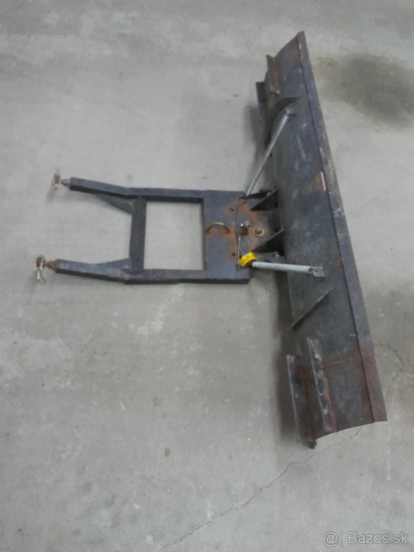 Snezny pluch na stvorkolku