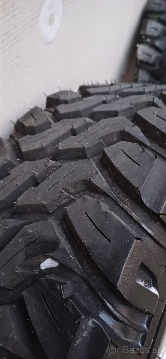 Offroad pneumatiky na elektrónoch 235/65 r17